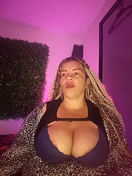 Eva Luxei online show from December 4, 2025, 5:06 am