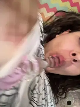 maru0424  online show from February 19, 2026, 4:15 pm