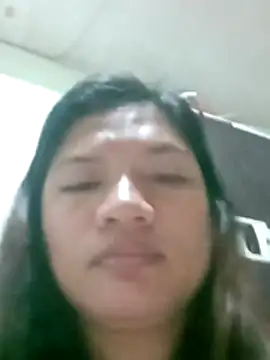 Snapshot of Dreamyeyes_08 chatting on October 25, 2025, 6:41 pm Dreamyeyes 08 online show from October 25, 2025, 6:41 pm