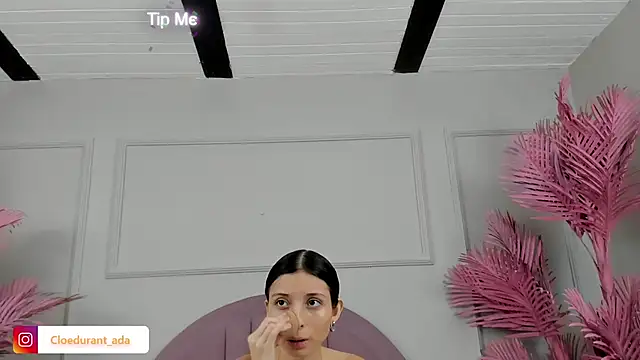 Cloedurant online show from November 17, 2025, 7:51 pm