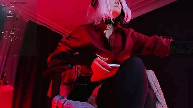 GothXRaven online show from March 19, 2026, 4:40 pm