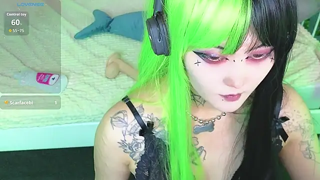 GothXRaven online show from November 7, 2025, 4:11 pm