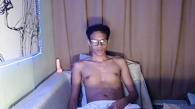 fantasy davidxx online show from September 24, 2025, 11:17 am