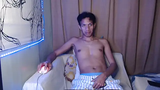 fantasy davidxx online show from September 22, 2025, 11:38 am