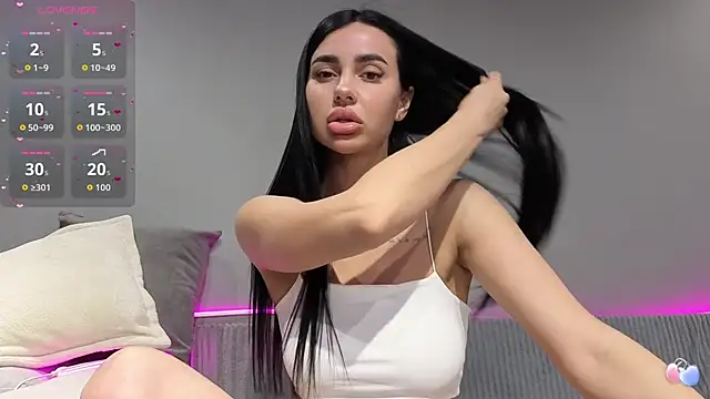 Mary  foxy online show from April 7, 2026, 10:22 pm