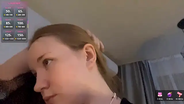 PandaFluff online show from April 4, 2026, 5:41 pm