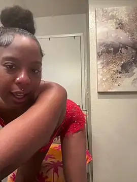 ObsessedWLyla online show from September 26, 2025, 9:16 am