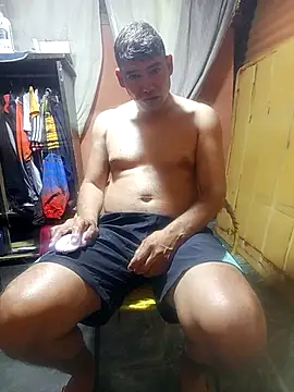 Snapshot of Franklin111230 chatting on January 8, 2026, 5:52 pm Franklin111230 online show from January 8, 2026, 5:52 pm