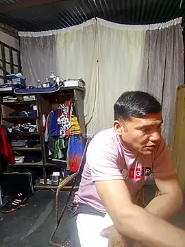 Snapshot of Franklin111230 chatting on February 6, 2026, 1:56 am Franklin111230 online show from February 6, 2026, 1:56 am