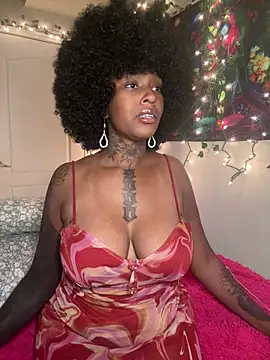 Snapshot of MistiSavannah chatting on June 18, 2026, 2:10 am MistiSavannah online show from June 18, 2026, 2:10 am