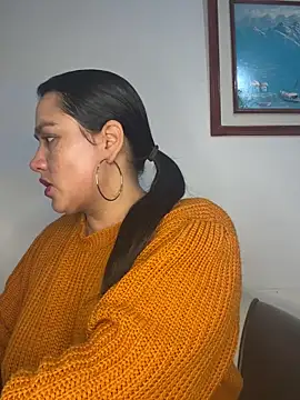 Snapshot of Rouse69_ chatting on January 18, 2026, 8:51 am Rouse69 online show from January 18, 2026, 8:51 am