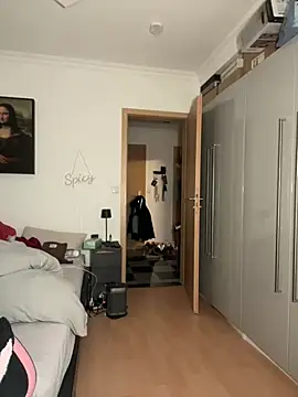 Snapshot of OliviaaFischer chatting on April 15, 2026, 6:56 pm OliviaaFischer online show from April 15, 2026, 6:56 pm