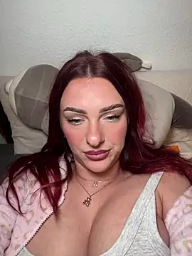 Snapshot of OliviaaFischer chatting on March 26, 2026, 4:05 pm OliviaaFischer online show from March 26, 2026, 4:05 pm