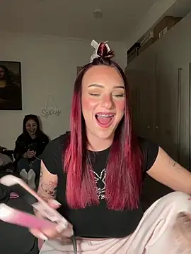 Snapshot of OliviaaFischer chatting on March 10, 2026, 6:01 pm OliviaaFischer online show from March 10, 2026, 6:01 pm