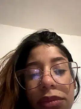 FadaPerigosa online show from October 3, 2025, 1:42 am