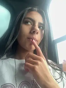 LilybethGray online show from October 30, 2025, 6:49 pm