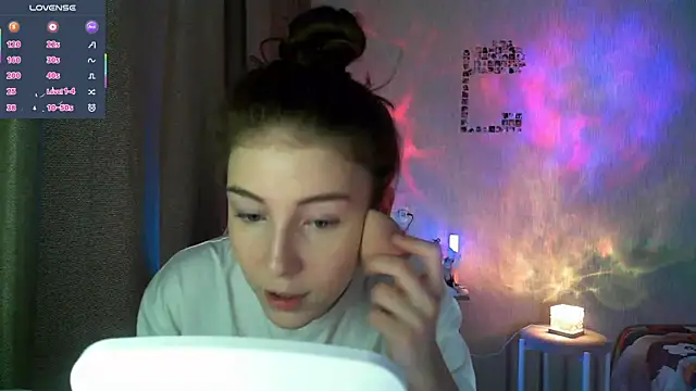 Snapshot of eskatmi chatting on March 1, 2026, 2:00 am eskatmi online show from March 1, 2026, 2:00 am