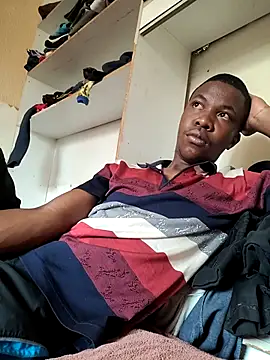 Snapshot of sweetdickboy2 chatting on September 28, 2025, 9:27 am sweetdickboy2 online show from September 28, 2025, 9:27 am