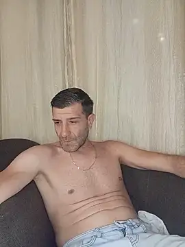 Alexdaniel89 online show from June 17, 2026, 8:30 pm