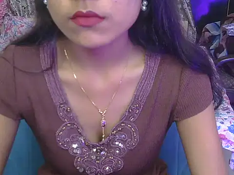hoty-priya online show from March 20, 2026, 4:35 am