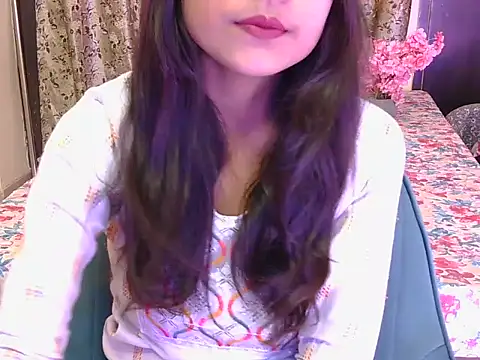 Snapshot of hoty-priya chatting on December 19, 2025, 4:49 am hoty-priya online show from December 19, 2025, 4:49 am