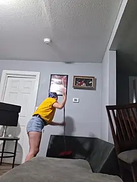 RicaSuave 69 online show from June 4, 2026, 5:28 pm