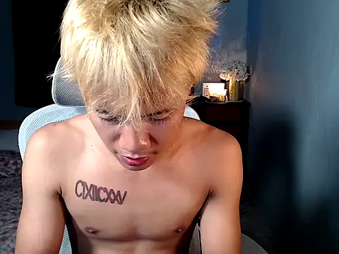 naughtyboyloy 0 online show from December 14, 2025, 4:45 pm