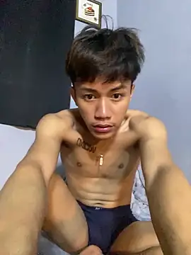 naughtyboyloy 0 online show from April 22, 2026, 1:56 am