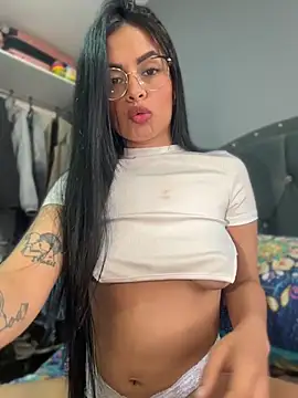 Melissa coch online show from July 10, 2026, 3:01 pm