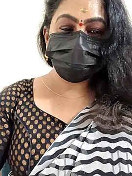 Sweetie swetha37 online show from January 18, 2026, 9:13 am