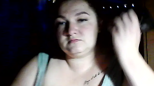 AngelQSky online show from December 2, 2025, 4:41 pm