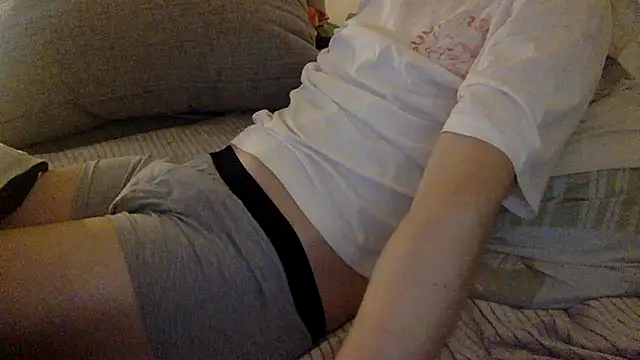 Breezydicksn online show from November 12, 2025, 9:29 pm