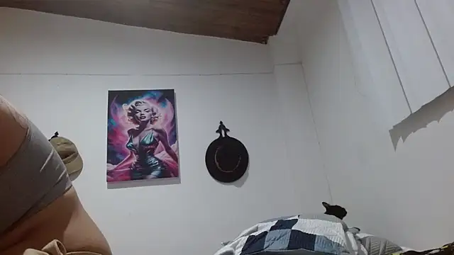 Crystal Star  online show from March 18, 2026, 7:33 am