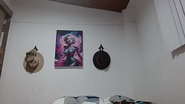 Crystal Star  online show from March 10, 2026, 10:41 am