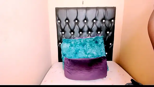 Toxicfantasy4u online show from March 4, 2026, 4:15 pm