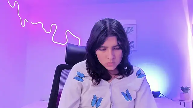 Cherrydollxx online show from November 15, 2025, 12:31 pm