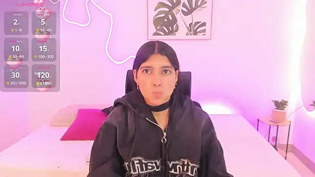 Cherrydollxx online show from November 19, 2025, 11:54 am