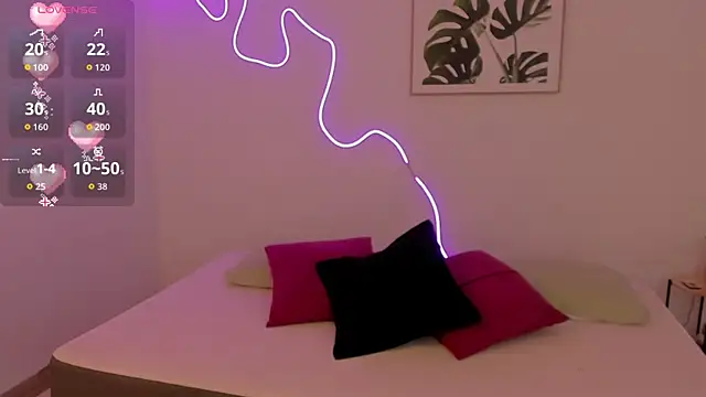 Cherrydollxx online show from November 21, 2025, 11:42 am