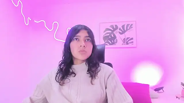 Cherrydollxx online show from November 5, 2025, 12:19 pm