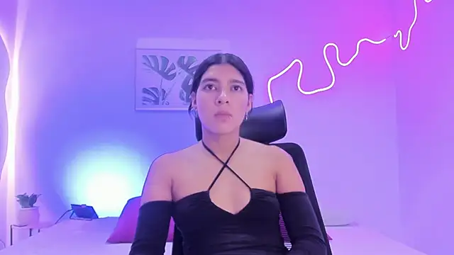 Cherrydollxx online show from November 14, 2025, 11:47 am