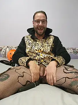 Snapshot of Chiligrande6969 chatting on October 31, 2025, 4:36 pm Chiligrande6969 online show from October 31, 2025, 4:36 pm