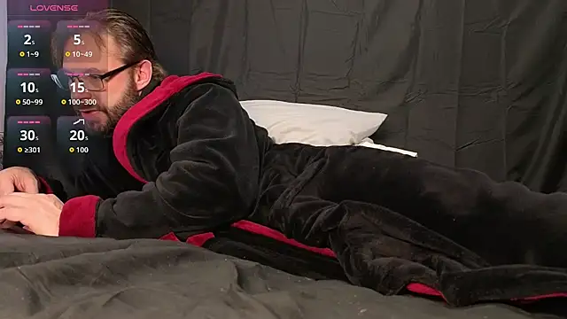 Snapshot of Chiligrande6969 chatting on December 5, 2025, 4:16 pm Chiligrande6969 online show from December 5, 2025, 4:16 pm