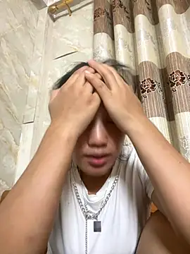 Snapshot of QueenLink chatting on September 22, 2025, 5:52 pm QueenLink online show from September 22, 2025, 5:52 pm