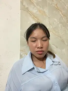 Snapshot of QueenLink chatting on September 20, 2025, 4:56 pm QueenLink online show from September 20, 2025, 4:56 pm