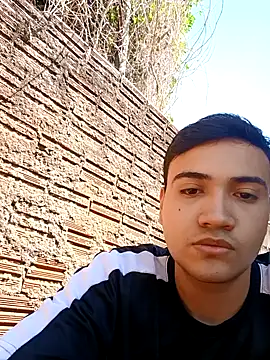 novinho safado   online show from September 19, 2025, 4:44 pm