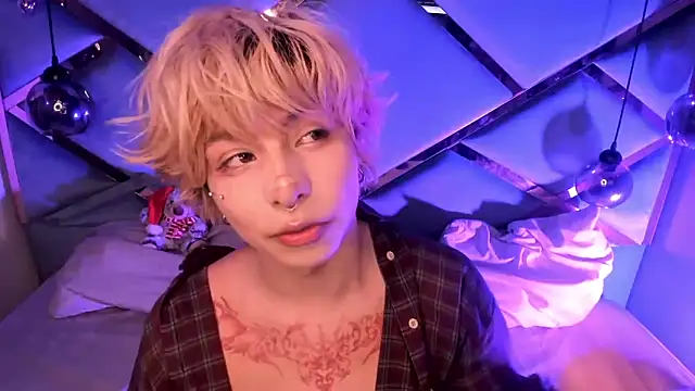 OliIverr22 online show from December 21, 2025, 1:35 pm