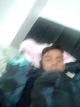 Snapshot of Ffeenniizz chatting on February 13, 2026, 11:38 pm Ffeenniizz online show from February 13, 2026, 11:38 pm