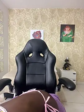 MorenaLush Eup online show from December 14, 2025, 3:35 am