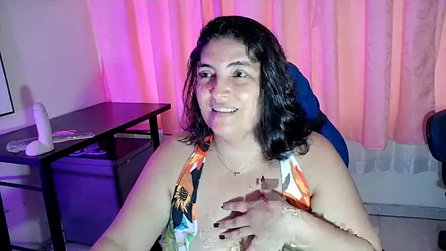 lina maria99 online show from December 3, 2025, 10:31 pm