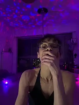 Chris06d22xh online show from March 19, 2026, 9:37 pm